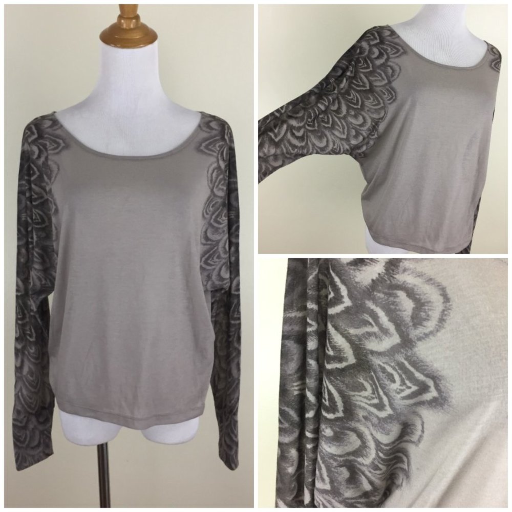 BCBGMAXAZRIA Black Taupe/Beige Print Dolman Sleeve LUCIA Shirt